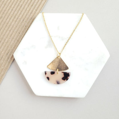 Ava Blonde Tortoise Necklace