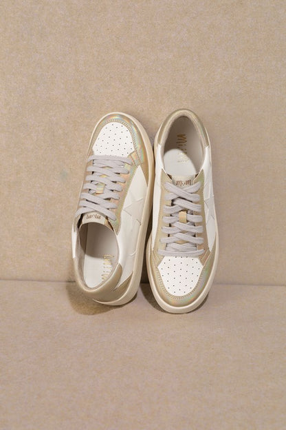 Star Low Top Sneakers with Iridescent Trim