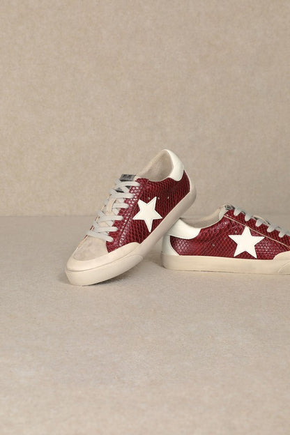 Star Lace-up Low Top Sneakers